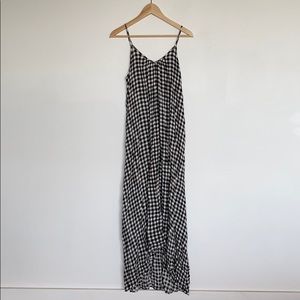 Carly Jean Los Angeles Dress